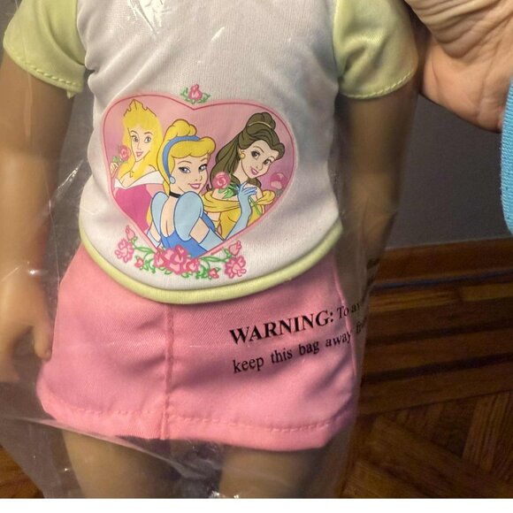 TollyTots 18” Fashion Doll w/ Disney Princess Outfit + Jacket | Early Y2K Gift - Picture 3 of 6